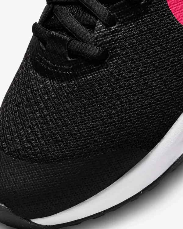 Кросівки жіночі Nike Revolution 6 GS Black/Hyper Pink