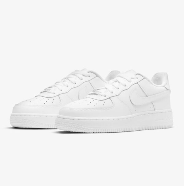 Кроссовки женские Nike Air Force 1 07 Triple White