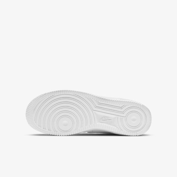 Кроссовки женские Nike Air Force 1 07 Triple White