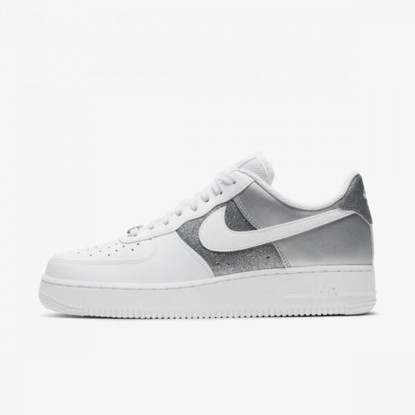 Кроссовки женские Nike Air Force 1 07 White/Metallic
