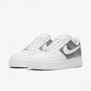 Кроссовки женские Nike Air Force 1 07 White/Metallic