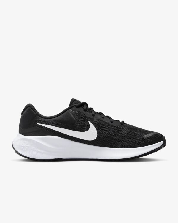 Кросівки чоловічі Nike Revolution 7 Black/White