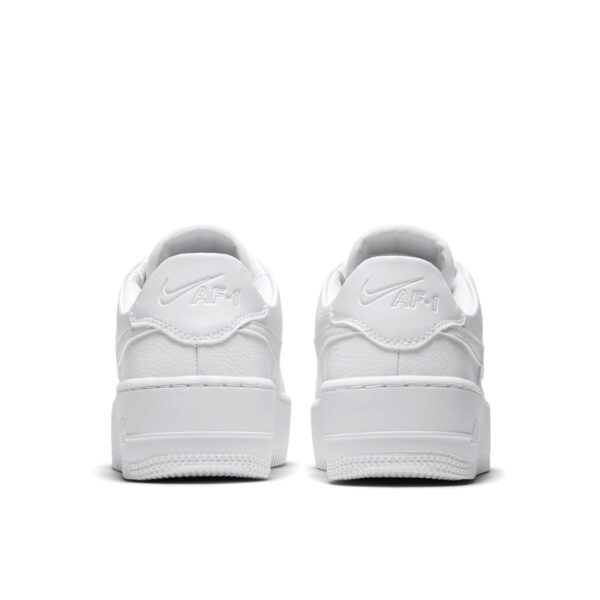 Кроссовки женские Nike Air Force 1 Sage Low Triple White