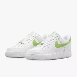 Кроссовки женские Nike Air Force 1 ’07 White/Action Green