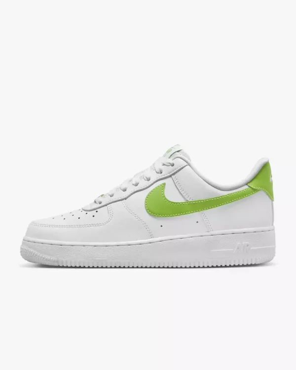 Кросівки жіночі Nike Air Force 1 ’07 White/Action Green