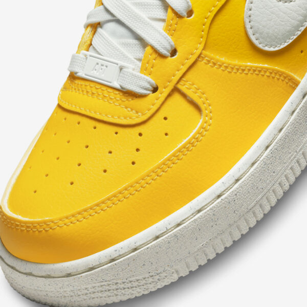 Кросівки жіночі Nike Air Force 1 LV8 GS ’82 Tour Yellow