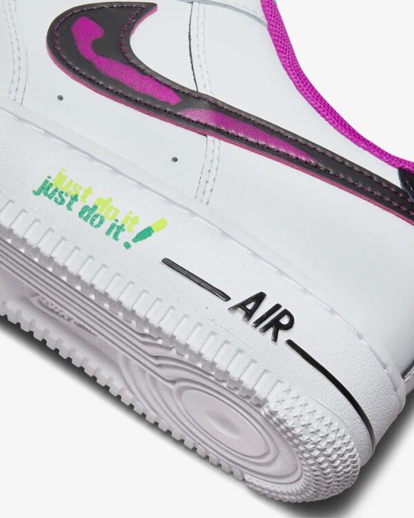 Кроссовки женские Nike Air Force 1 LV8 GS Just Do It