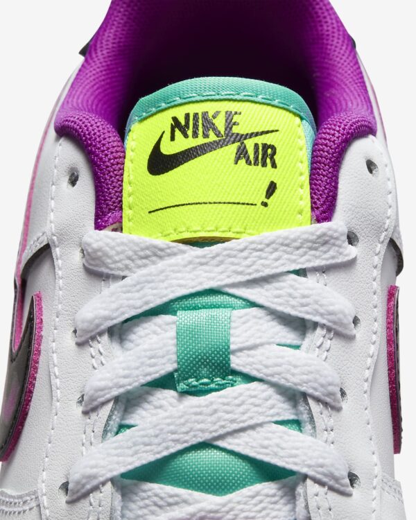 Кроссовки женские Nike Air Force 1 LV8 GS Just Do It