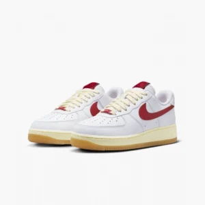 Кроссовки женские Nike Air Force 1 ’07 Summit White/University Red