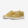 Кроссовки женские Nike Air Force 1 Premium Saturn Gold