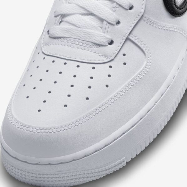 Кроссовки женские Nike Air Force 1 Low Cut Out Swoosh White/Black (GS)