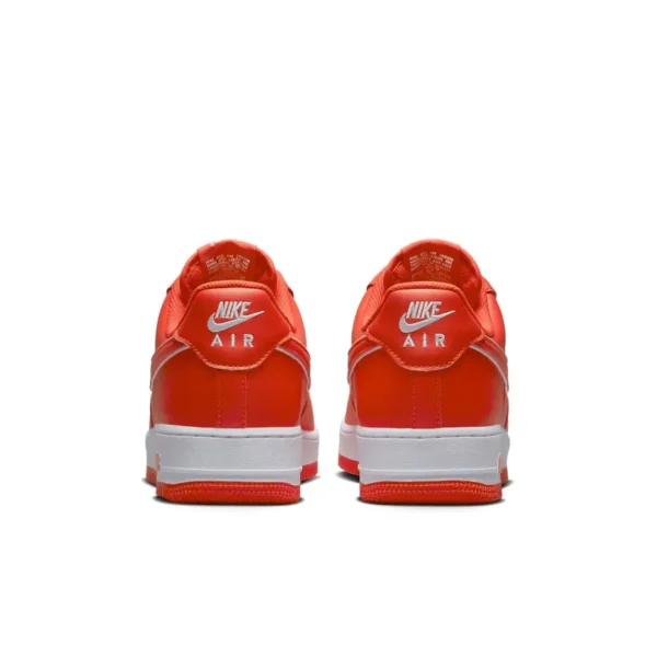 Кросівки чоловічі Nike Air Force 1 ’07 Picante Red