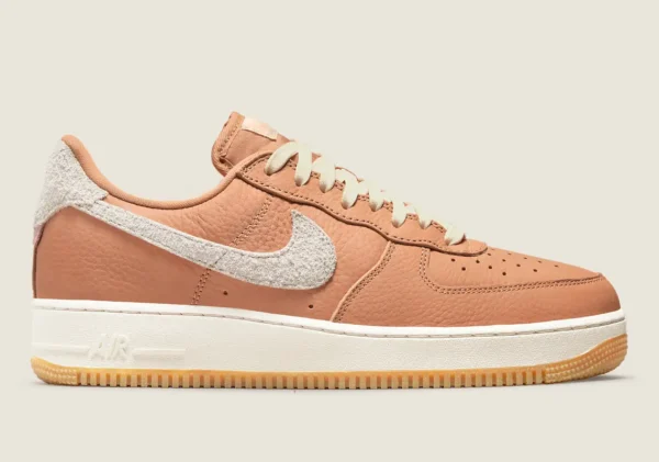 Кросівки чоловічі Nike Air Force 1 ’07 Craft Light Cognac