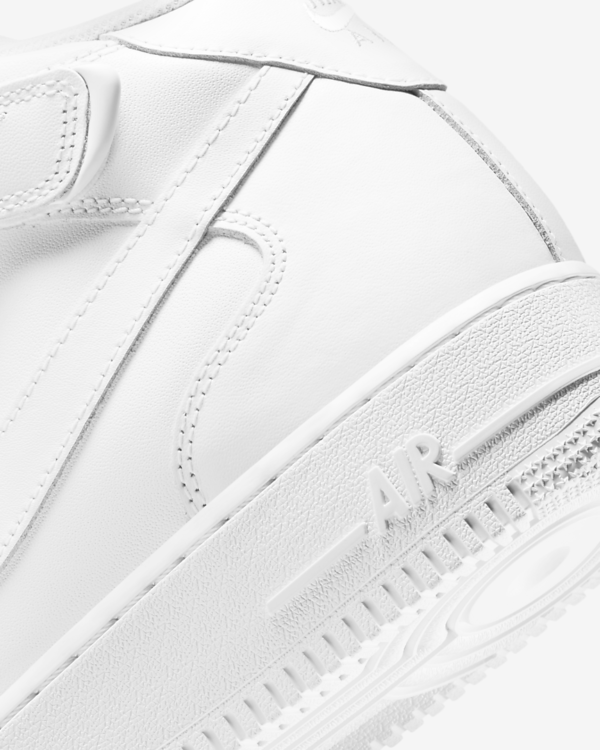 Кросівки чоловічі Nike Air Force 1 Mid ’07 Triple White