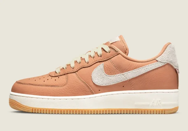 Кросівки чоловічі Nike Air Force 1 ’07 Craft Light Cognac
