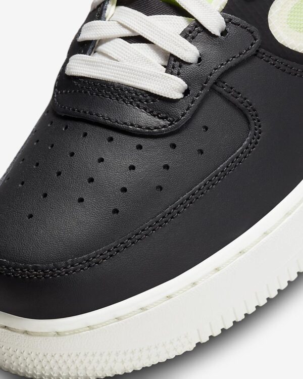 Кросівки чоловічі Nike Air Force 1 Mid React Black Neon