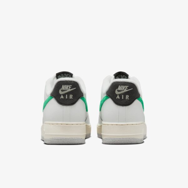 Кросівки чоловічі Nike Air Force 1 ’07 Summit White/Malachite
