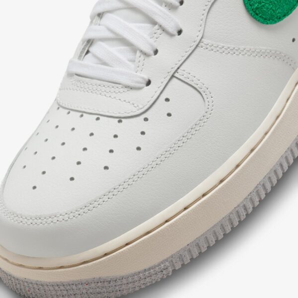 Кросівки чоловічі Nike Air Force 1 ’07 Summit White/Malachite