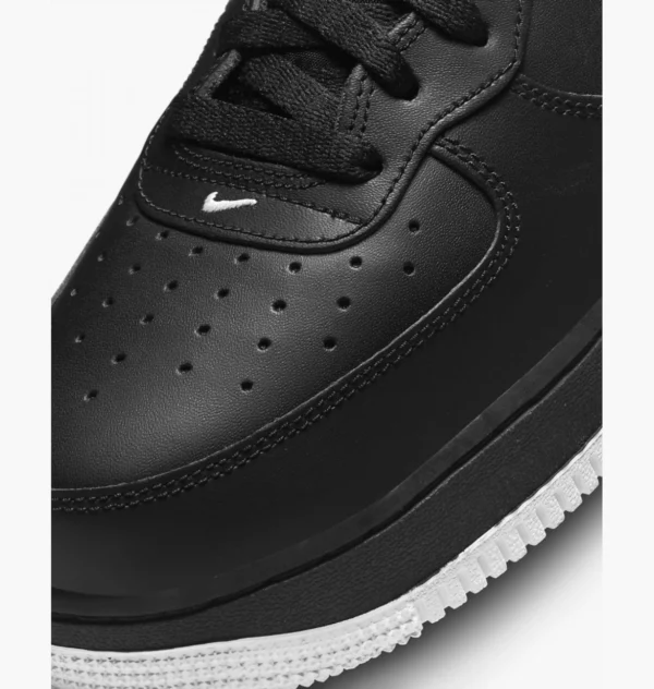 Кросівки чоловічі Nike Air Force 1 Mid ’07 Black/White