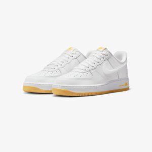 Кросівки чоловічі Nike Air Force 1 ’07 White University Gold Gum