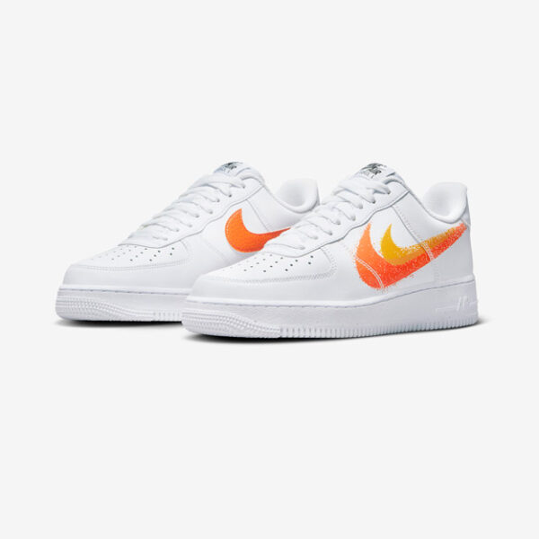 Кросівки чоловічі Nike Air Force 1 ’07 Spray Paint Swoosh/Safety Orange