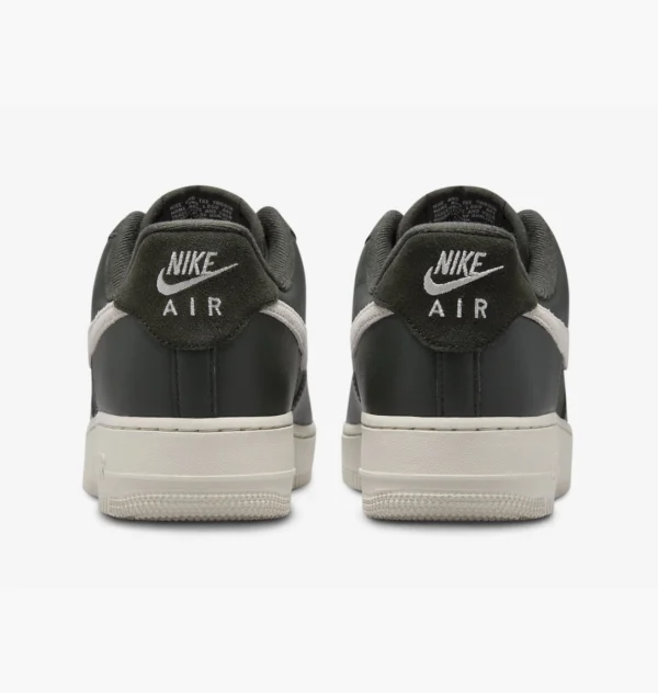 Кросівки чоловічі Nike Air Force 1 ’07 LX Sequoia