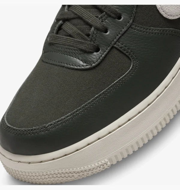 Кросівки чоловічі Nike Air Force 1 ’07 LX Sequoia