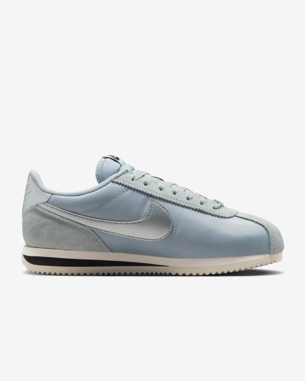 Кросівки жіночі Nike Wmns Cortez Light Pumice