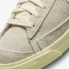 Кроссовки женские Nike W Blazer Mid 77 Vintage Light Bone/Alabaster