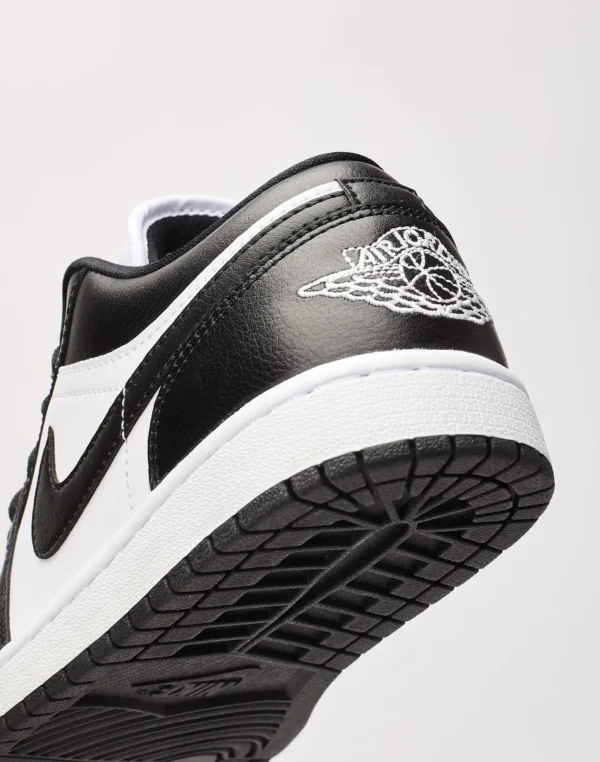 Кроссовки женские Nike W Air Jordan 1 Low Panda