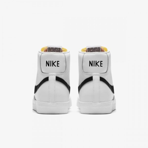 Кроссовки женские Nike Wmns Blazer Mid 77 Vintage White/Black