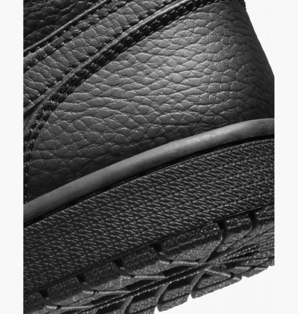 Кросівки чоловічі Nike Air Jordan 1 Mid Triple Black