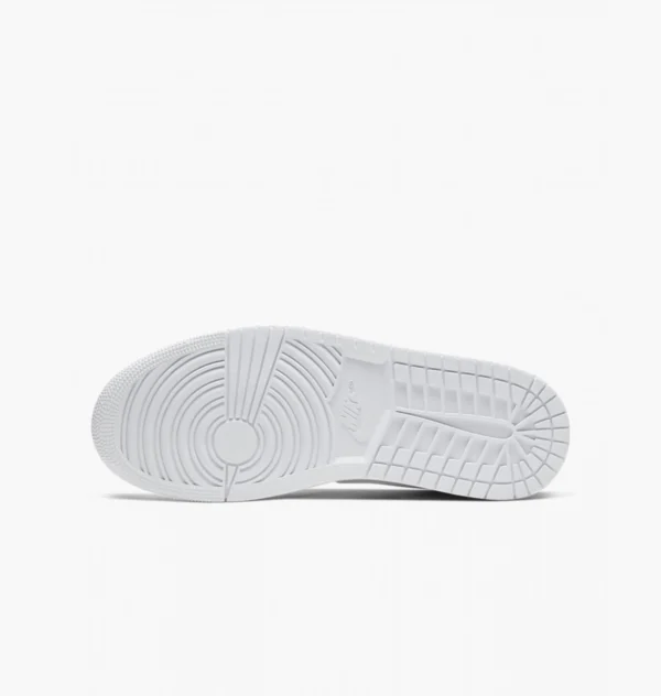 Кросівки чоловічі Nike Air Jordan 1 Mid Triple White