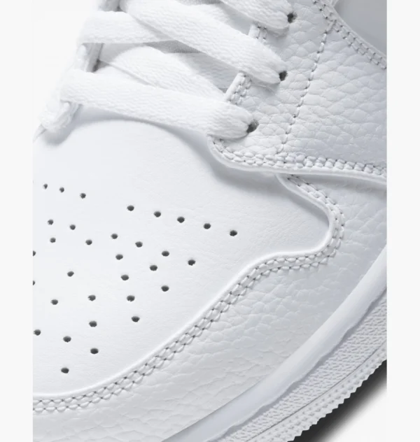 Кросівки чоловічі Nike Air Jordan 1 Mid Triple White