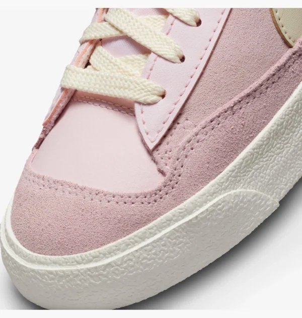 Кроссовки Nike Blazer Mid 77 SE GS Dance/Pink Foam
