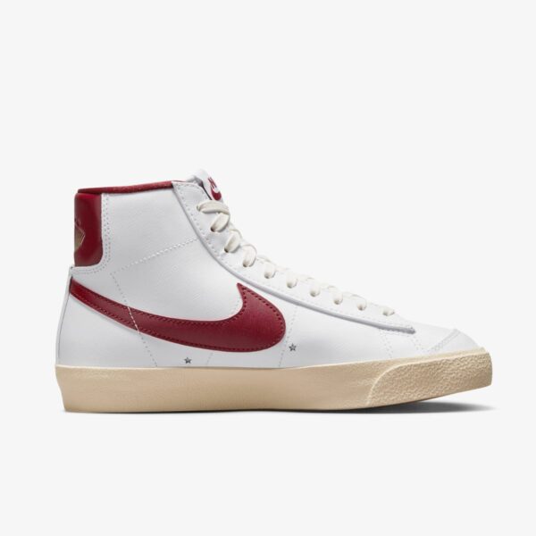Кроссовки женские Nike W Blazer Mid 77 Sisterhood