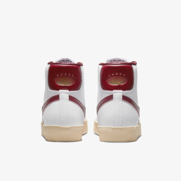 Кроссовки женские Nike W Blazer Mid 77 Sisterhood