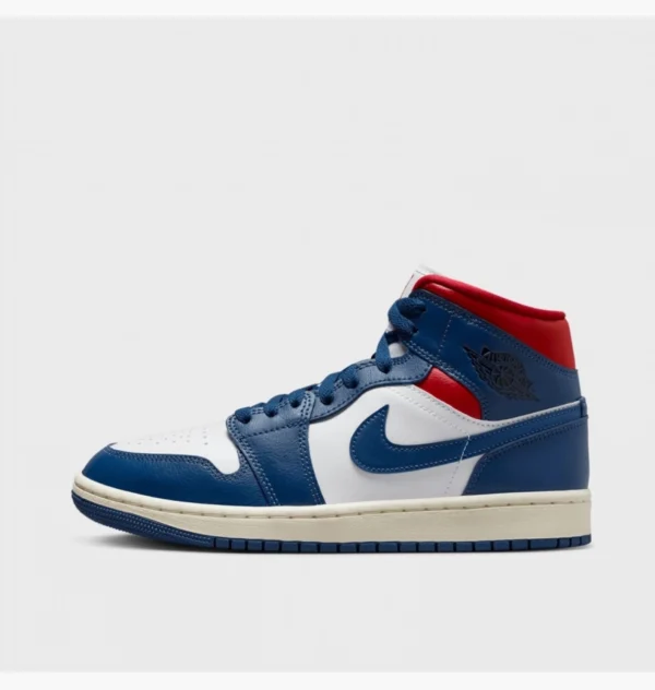 Кросівки жіночі Nike W Air Jordan 1 Mid French Blue