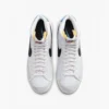 Кросівки чоловічі Nike Blazer Mid 77 Vintage White/Blue Lightning