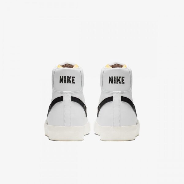 Кросівки чоловічі Nike Blazer Mid ’77 Vintage White/Black