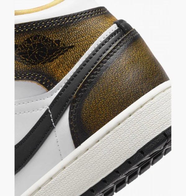 Кроссовки женские Nike Air Jordan 1 Mid SE GS Wear-Away Taxi