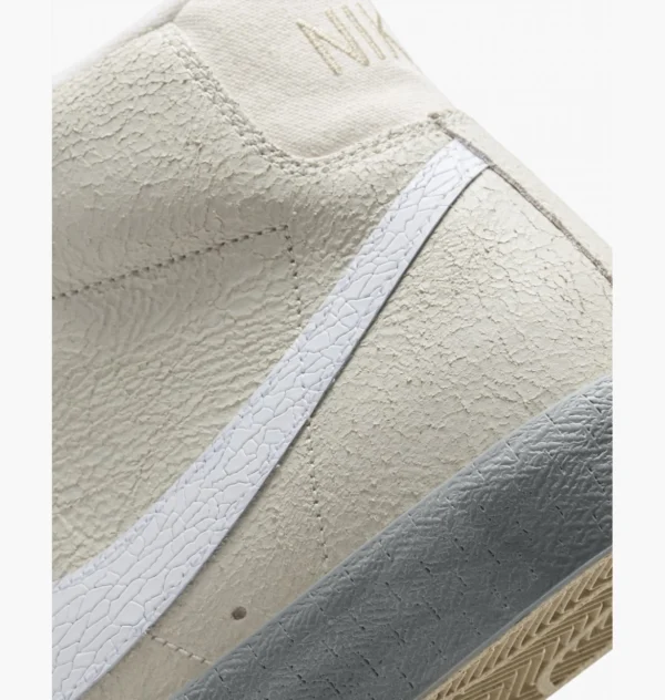 Кроссовки мужские Nike Blazer Mid 77 EMB All-Star/Salt Flats
