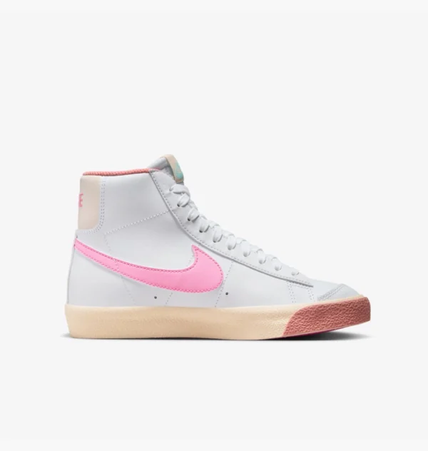 Кроссовки Nike Blazer Mid 77 GS White Pink Spell