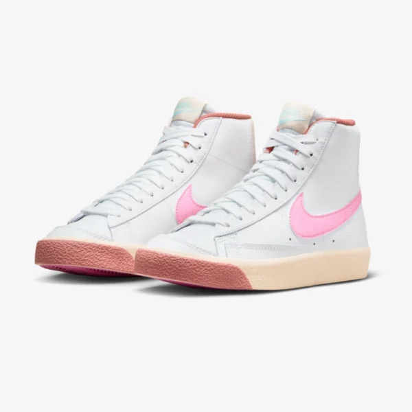 Кроссовки Nike Blazer Mid 77 GS White Pink Spell