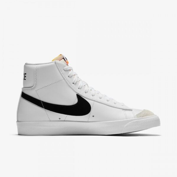 Кроссовки женские Nike Wmns Blazer Mid 77 Vintage White/Black