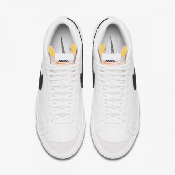 Кроссовки женские Nike Wmns Blazer Mid 77 Vintage White/Black