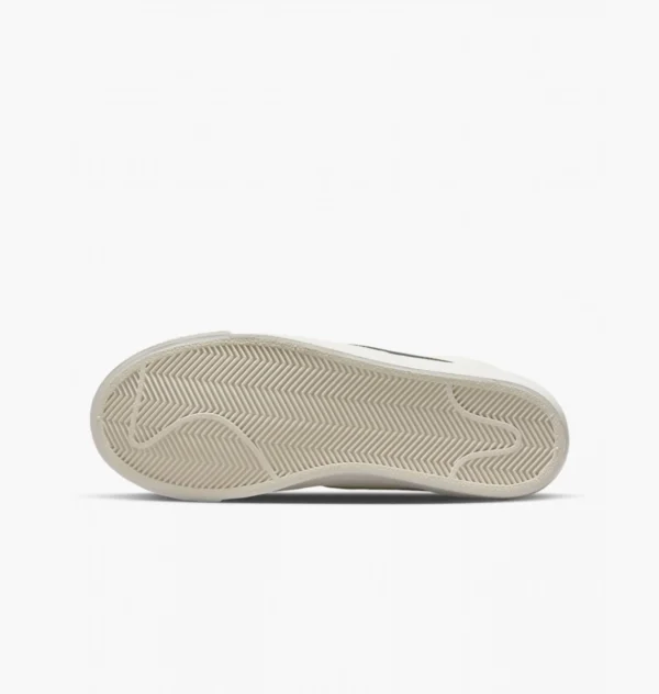 Кросівки чоловічі Nike W Blazer Mid 77 Python Heel