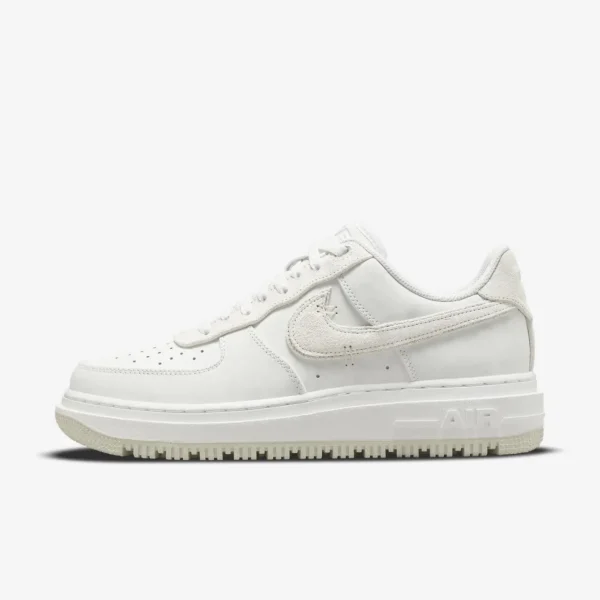 Кросівки унісекс Nike Air Force 1 Low Luxe Summit White Light Bone