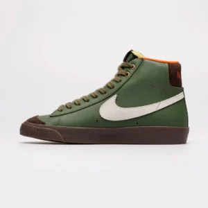 Кросівки чоловічі Nike Blazer Mid 77 Vintage Army Olive