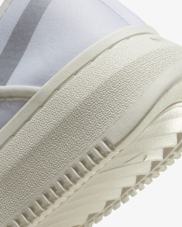 Кросівки жіночі Nike W Court Vision Alta White Metallic Silver